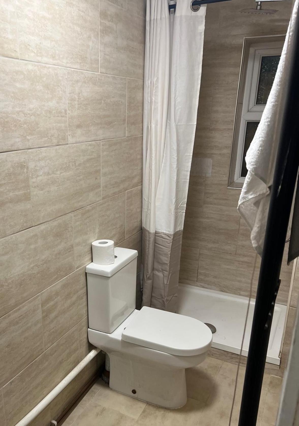 New Flat, Own Bathroom, Sitting Room & Large Bedroom - Walsall Bescot Zewnętrze zdjęcie