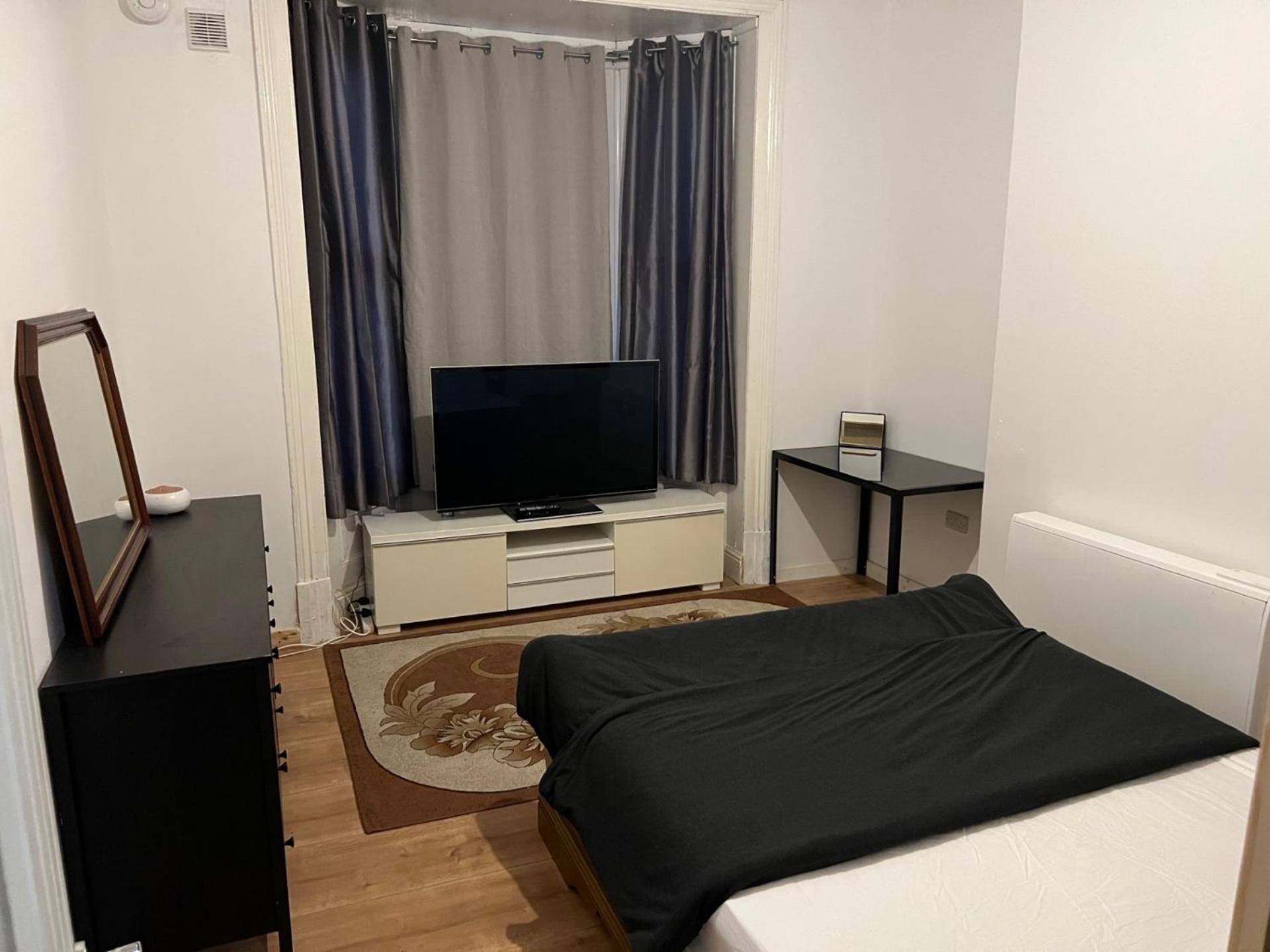 New Flat, Own Bathroom, Sitting Room & Large Bedroom - Walsall Bescot Zewnętrze zdjęcie